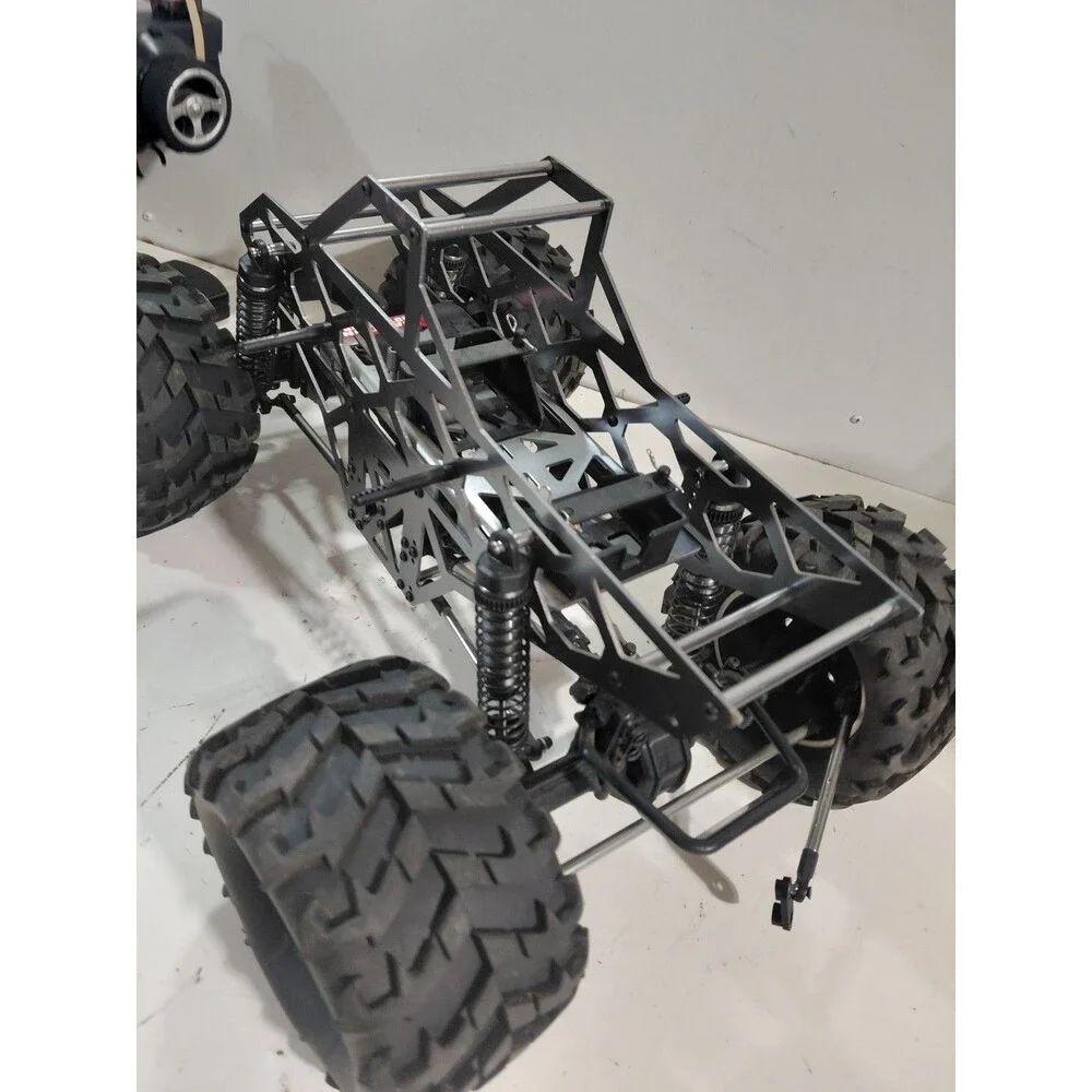 Redcat Racing Radio Control (R/C) Ground Pounder 4x4x4 Monster Truck Roller